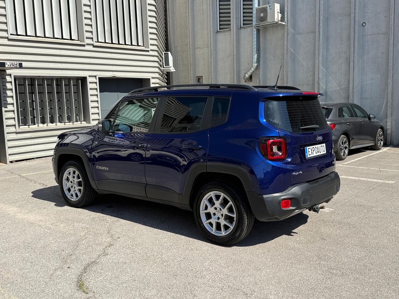 Jeep Renegade Limited 1.3G 135kW (180CV) 4x4 - Foto 4