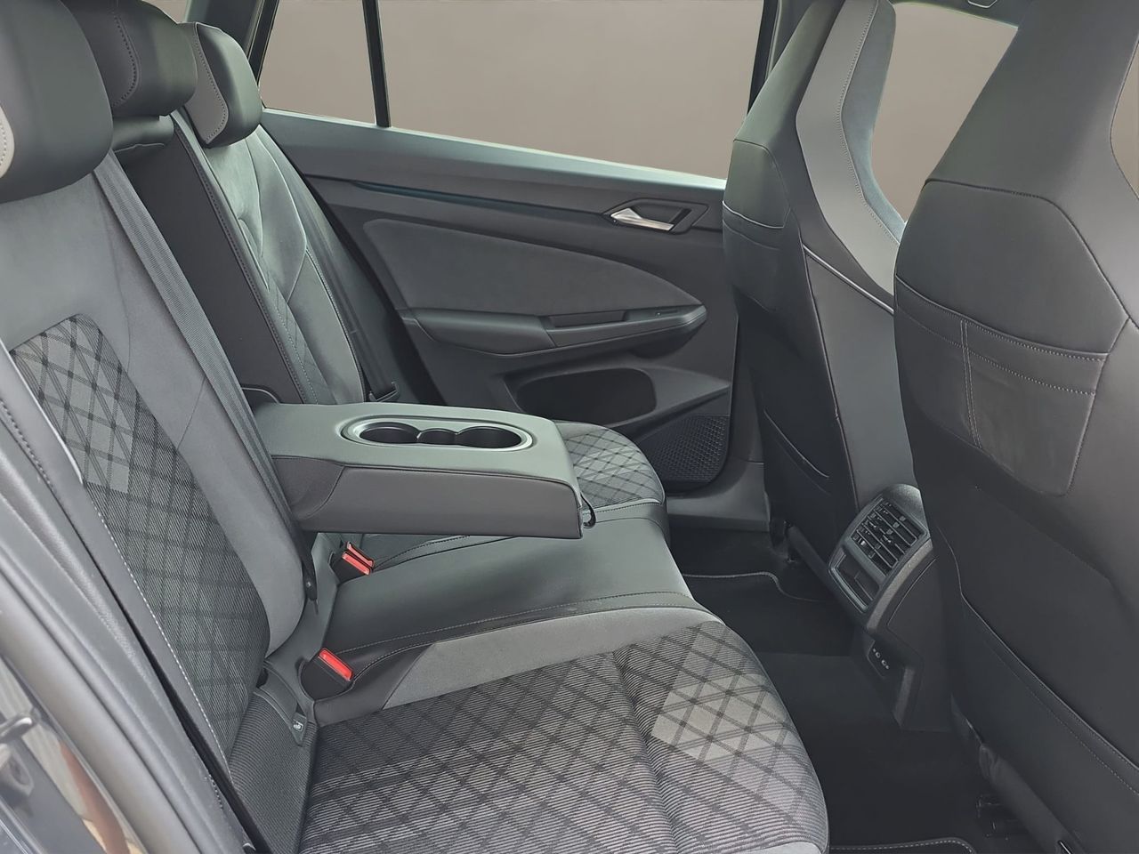 Volkswagen Golf 1.5 E-TSI VARIANT R-LINE - Foto 5