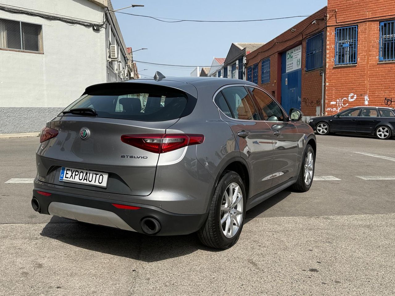 Alfa Romeo Stelvio 2.0 Gasolina 206kW (280CV) Launch Ed. Q4 - Foto 6