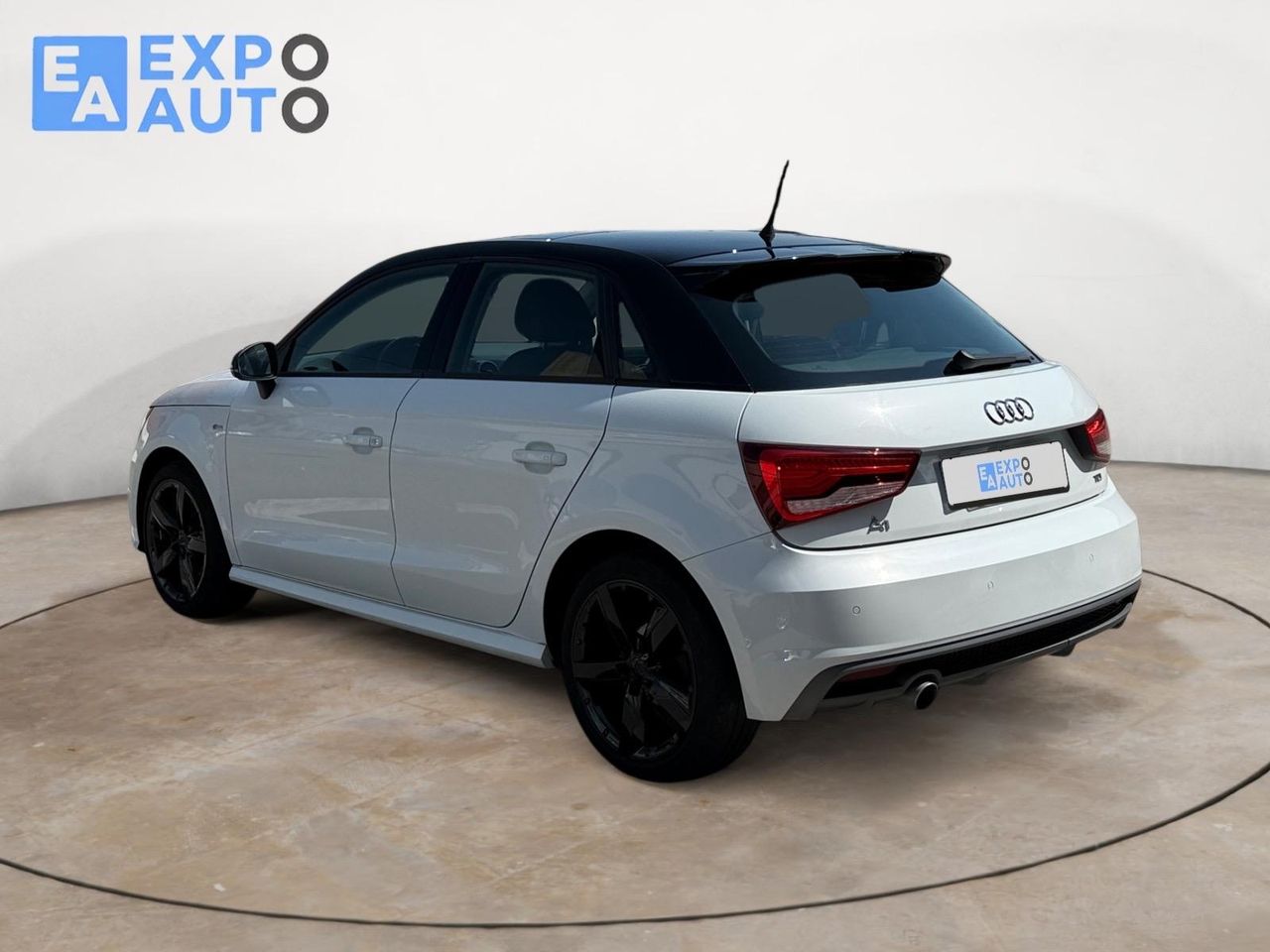 Audi A1 Active Kit 1.6 TDI 85kW (116CV) S tronic - Foto 6