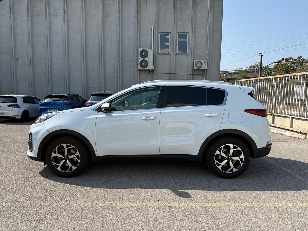 Kia Sportage 1.6 MHEV Business DCT 100kW (136CV) 4X2 - Foto 3