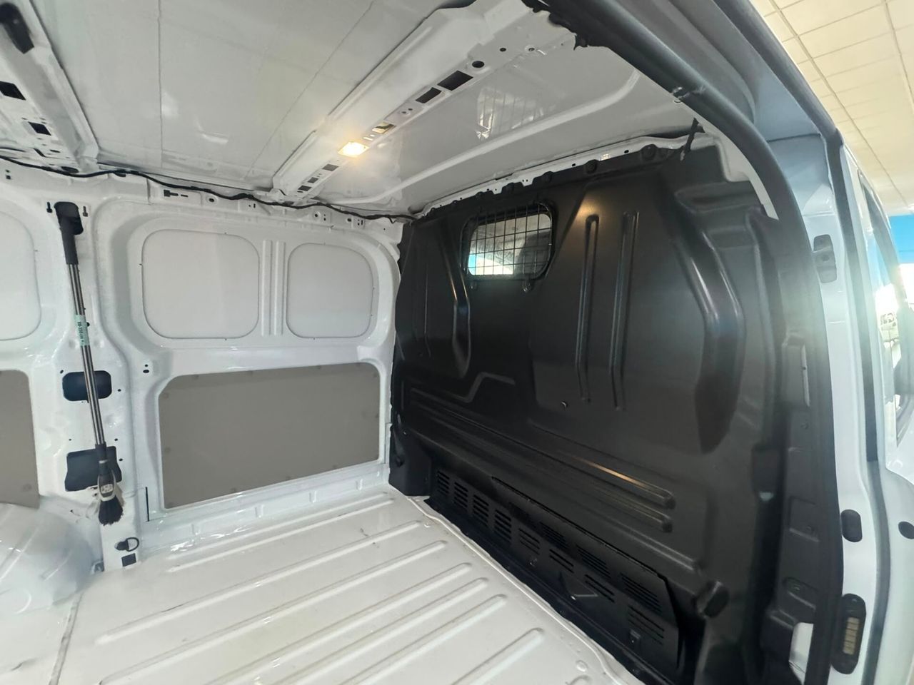 Volkswagen Transporter FURGÓN - Foto 5