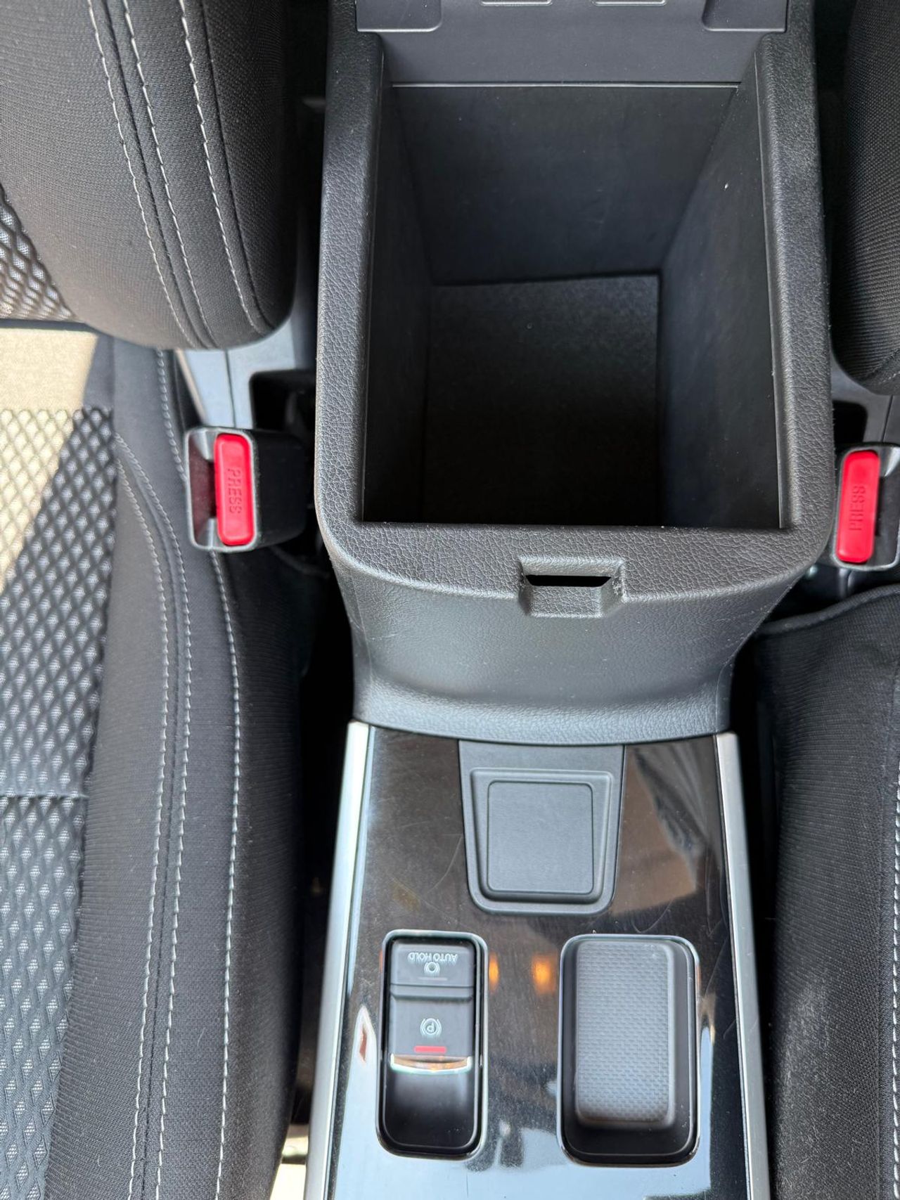 Mitsubishi Outlander 200 MPI Motion CVT 2WD 5 Plazas - Foto 5