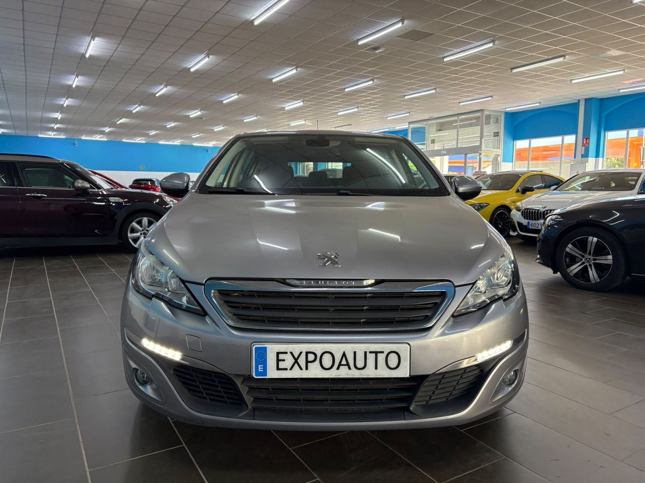 Peugeot 308 SW Active 1.6 BlueHDi 73KW (100CV) - Foto 3