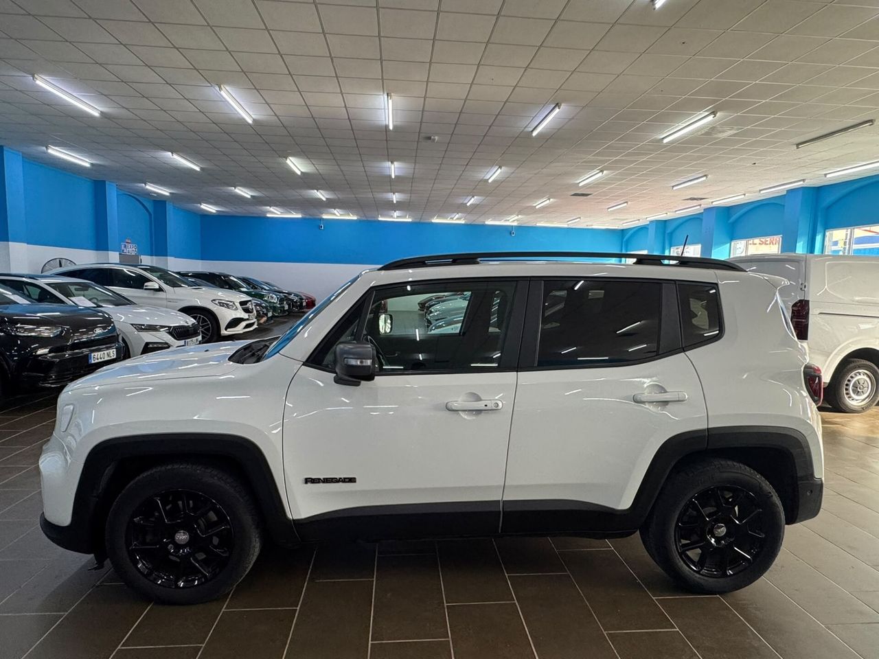 Jeep Renegade Limited 1.3G 112kW (150CV) 4x2 DCT - Foto 4
