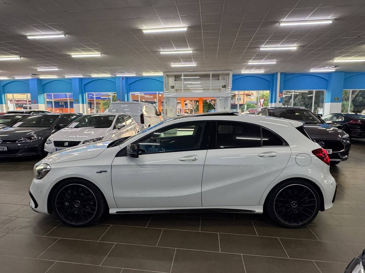 Mercedes Clase A Mercedes-AMG A 45 4MATIC - Foto 6
