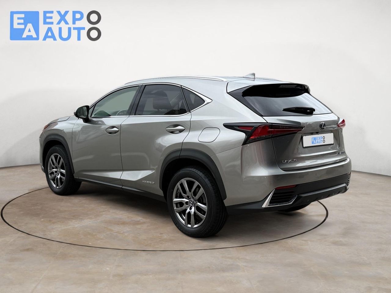 Lexus NX 2.5 300h Luxury 4WD - Foto 6