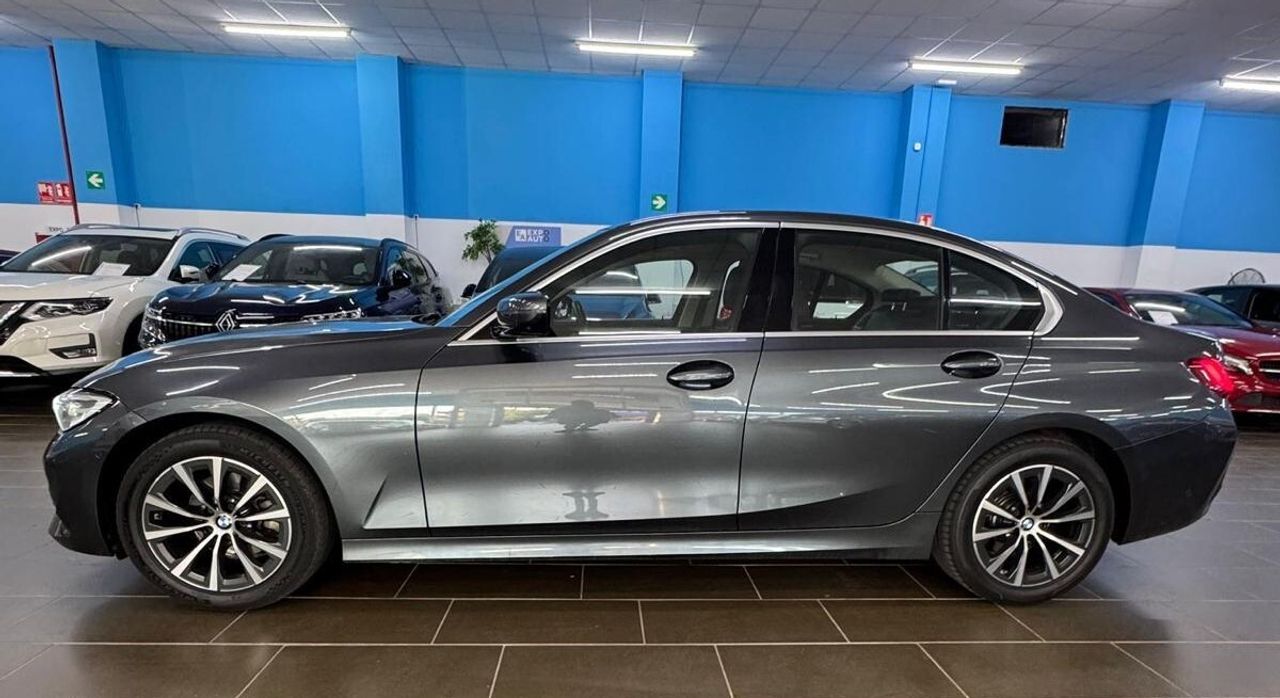 BMW Serie 3 320d Auto. - Foto 4