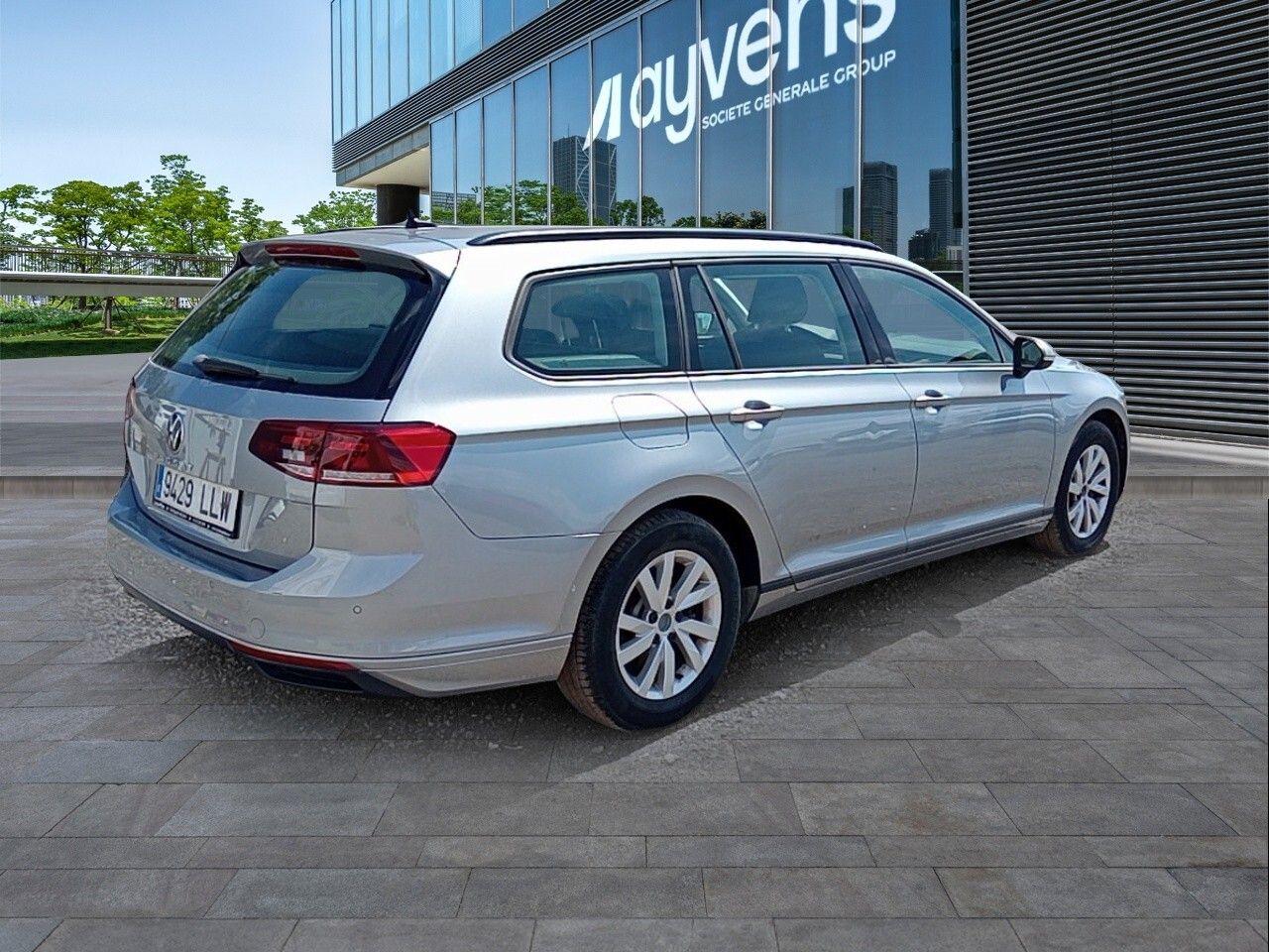 bg