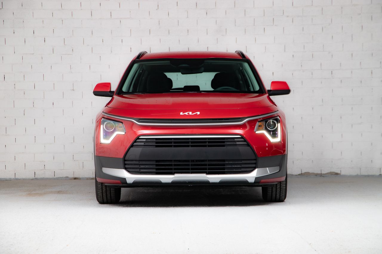 kia niro 2025 / foto grande (2)