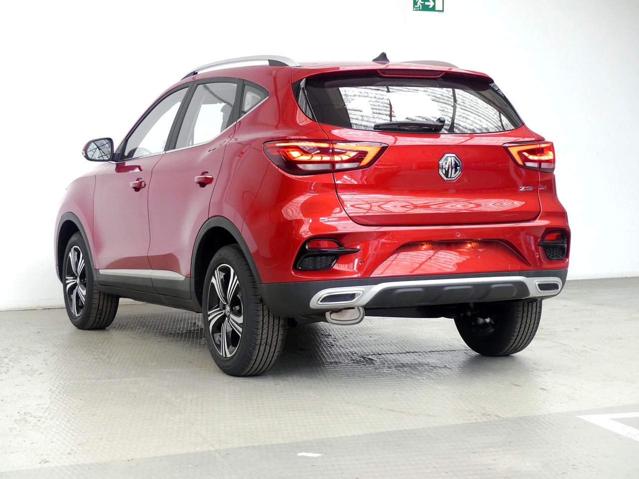 mg zs 2024 / foto grande (3)