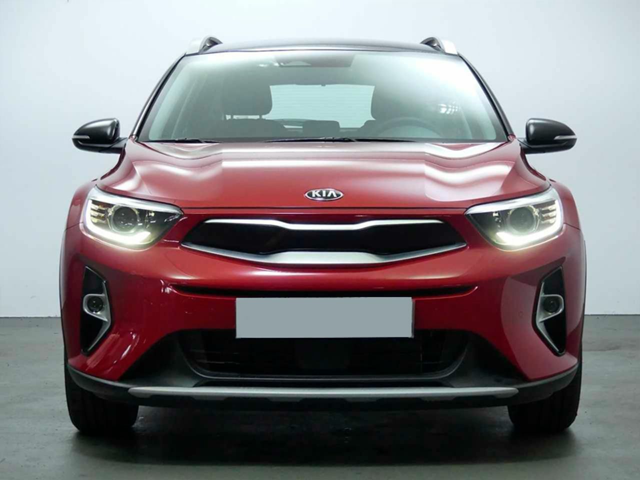 kia stonic 2023 / foto grande (2)