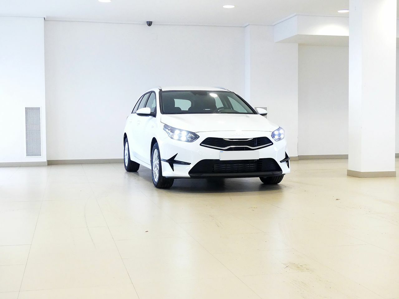 kia ceed 2025 / foto grande (2)