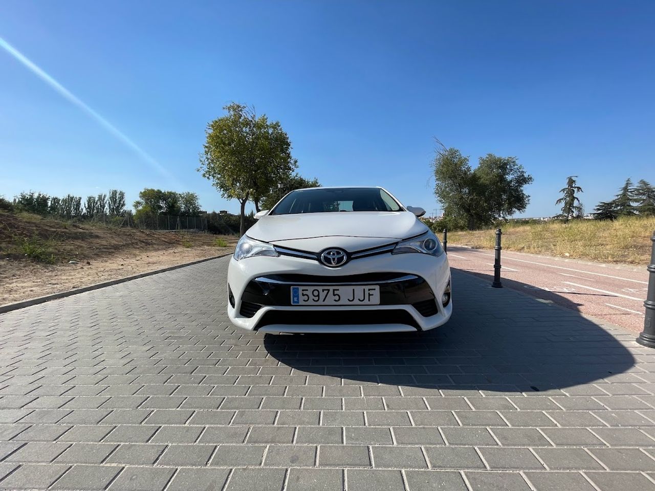 toyota avensis 2015 / foto grande (2)
