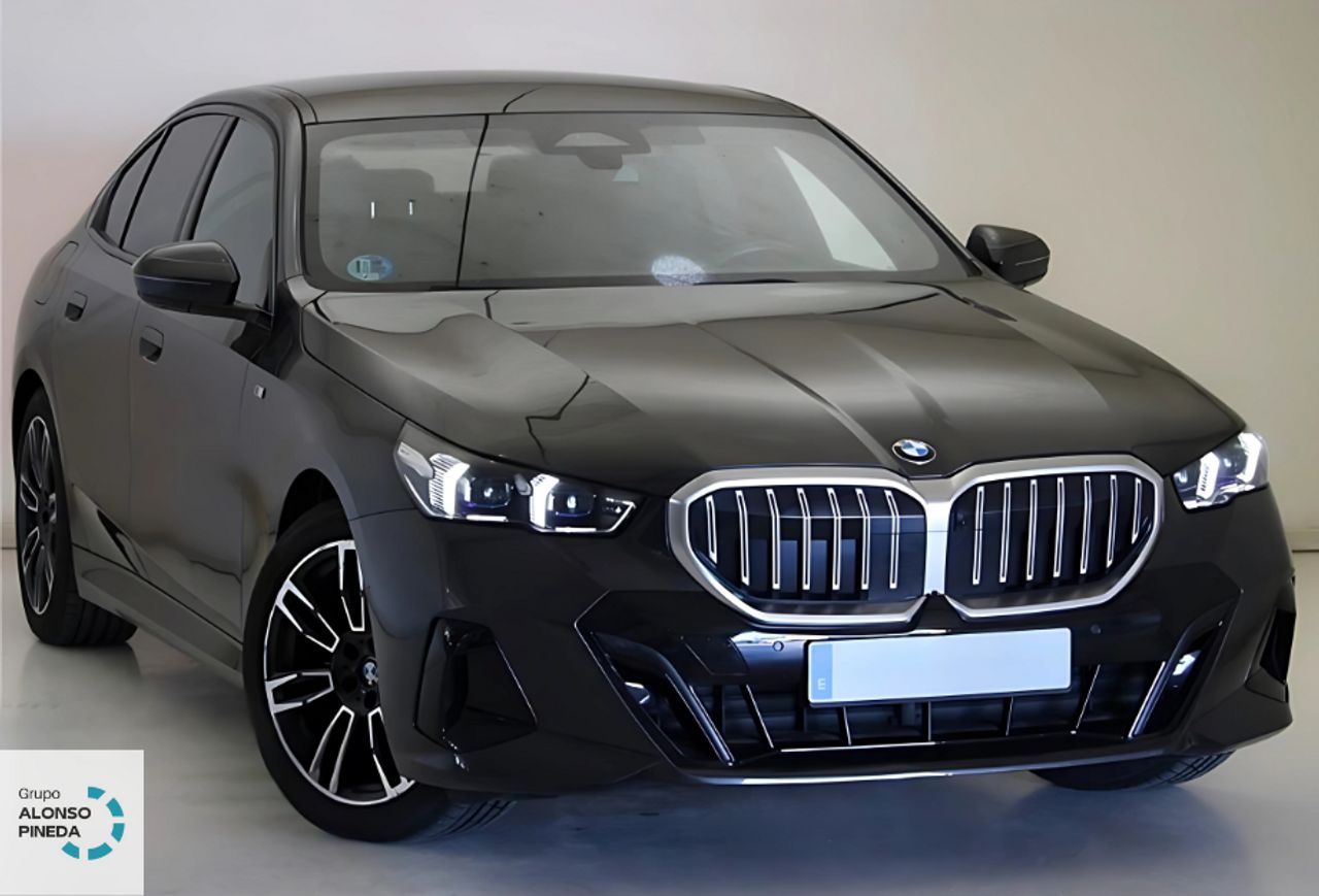 bmw serie 5 2024 / foto grande (3)