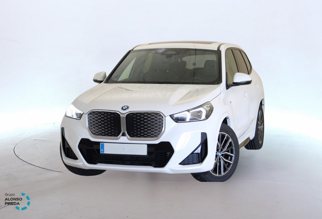 Foto bmw ix1 2024 /