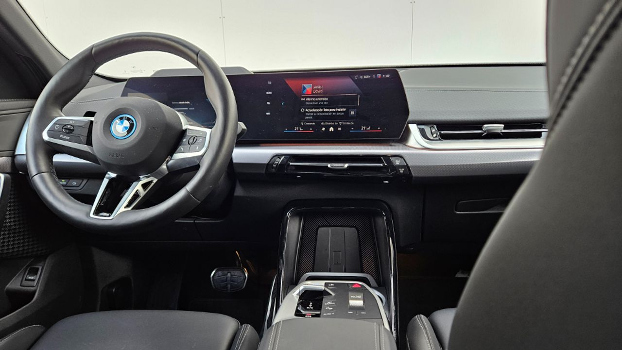 BMW iX2 20 eDrive M Sport - foto 11