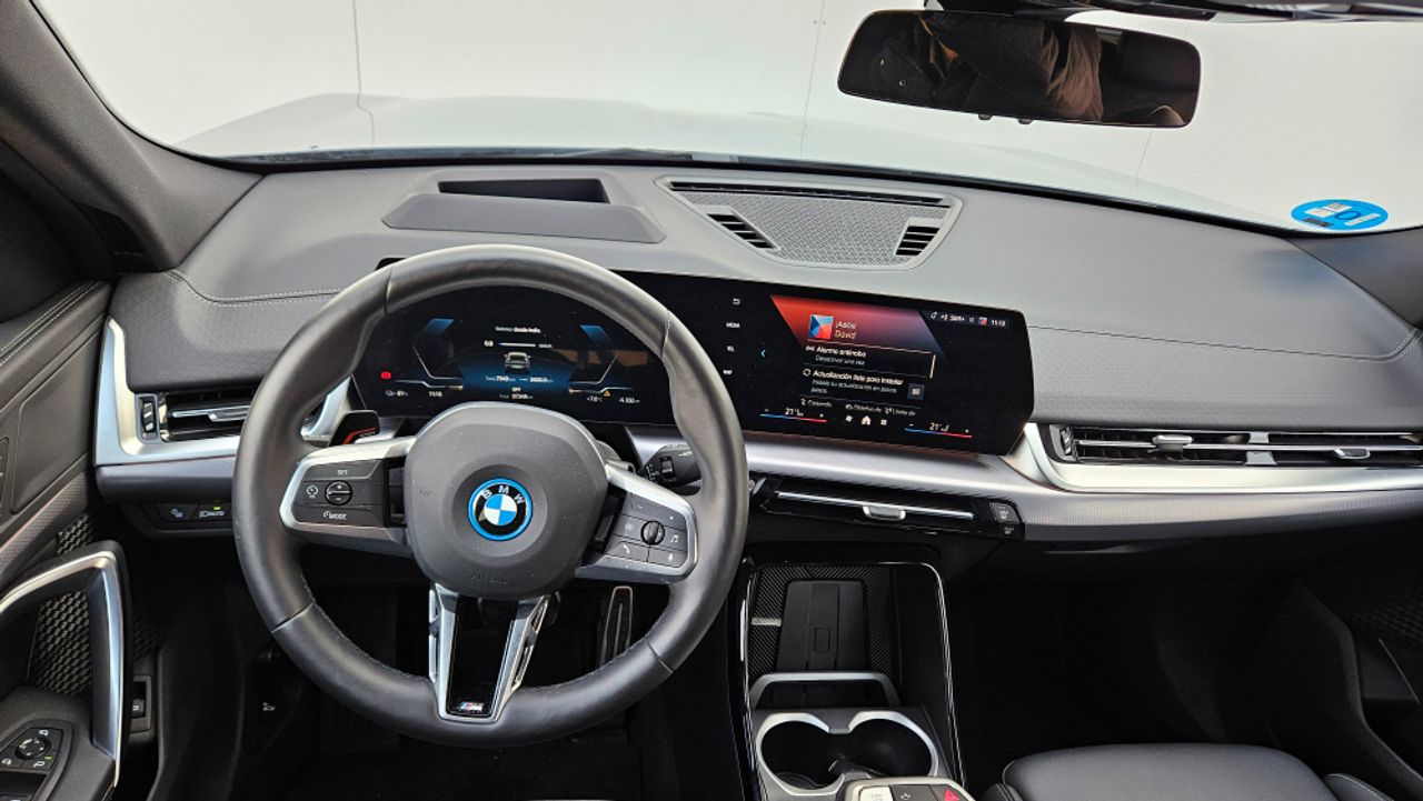 BMW iX2 20 eDrive M Sport - foto 12