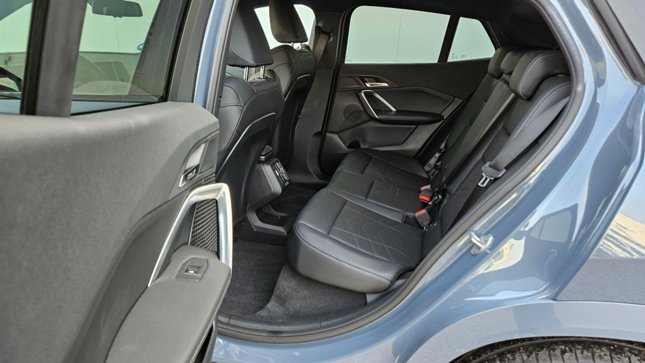 BMW iX2 20 eDrive M Sport - foto 30