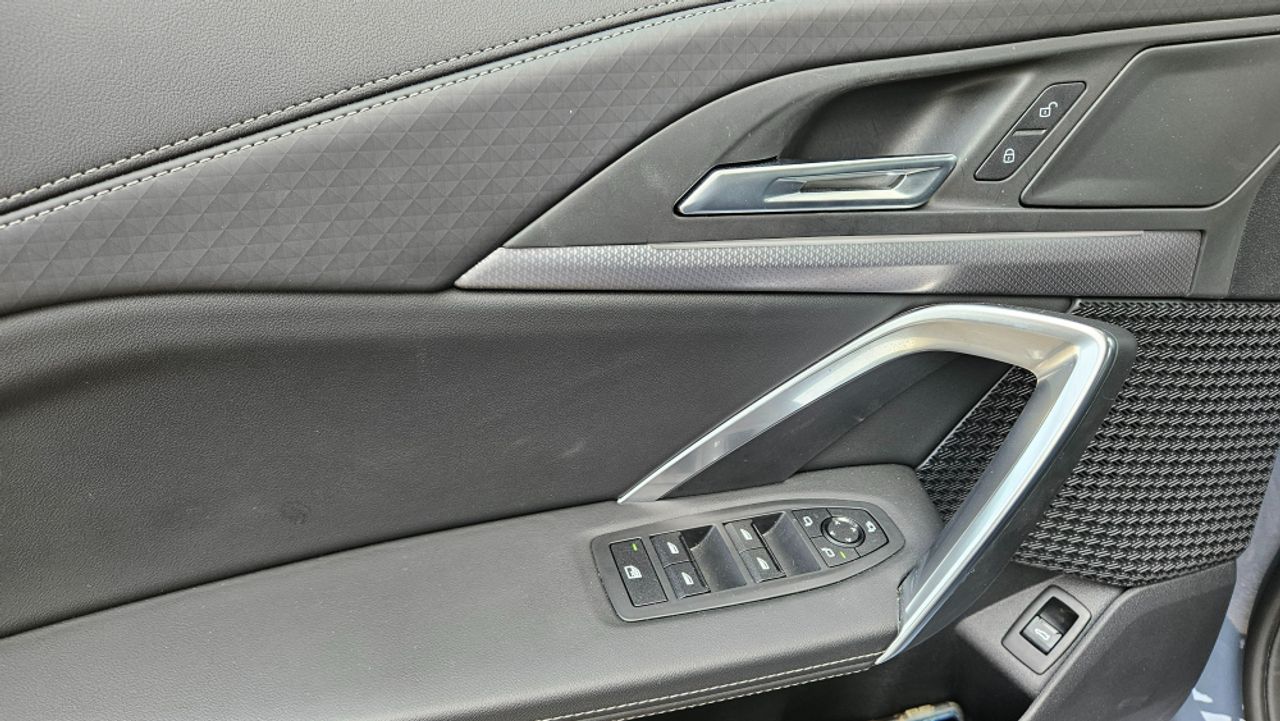 BMW iX2 20 eDrive M Sport - foto 31