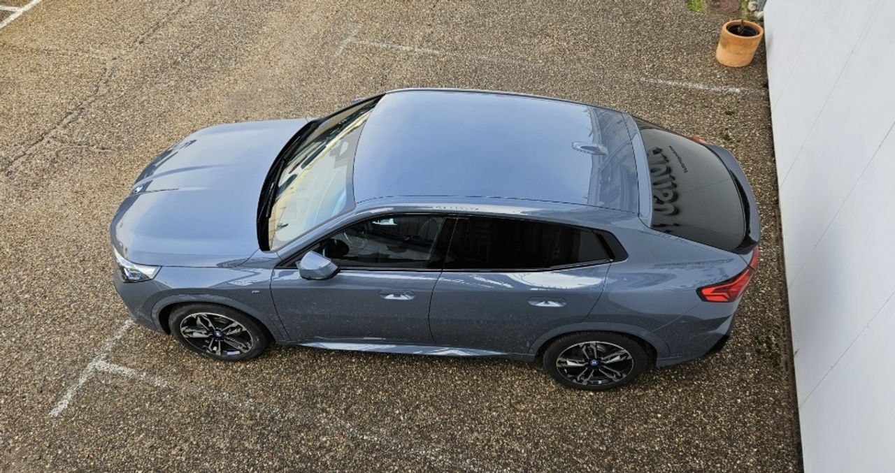 BMW iX2 20 eDrive M Sport - foto 4