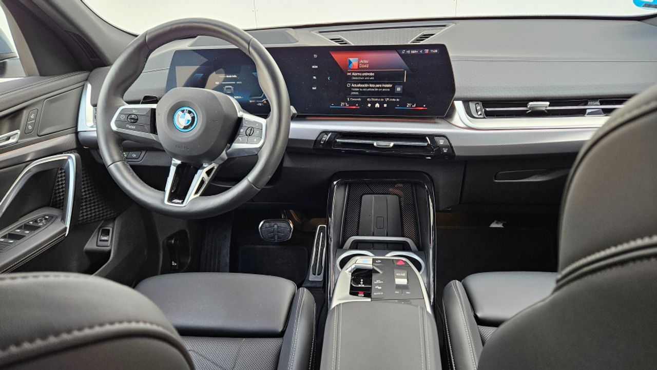 BMW iX2 20 eDrive M Sport - foto 15