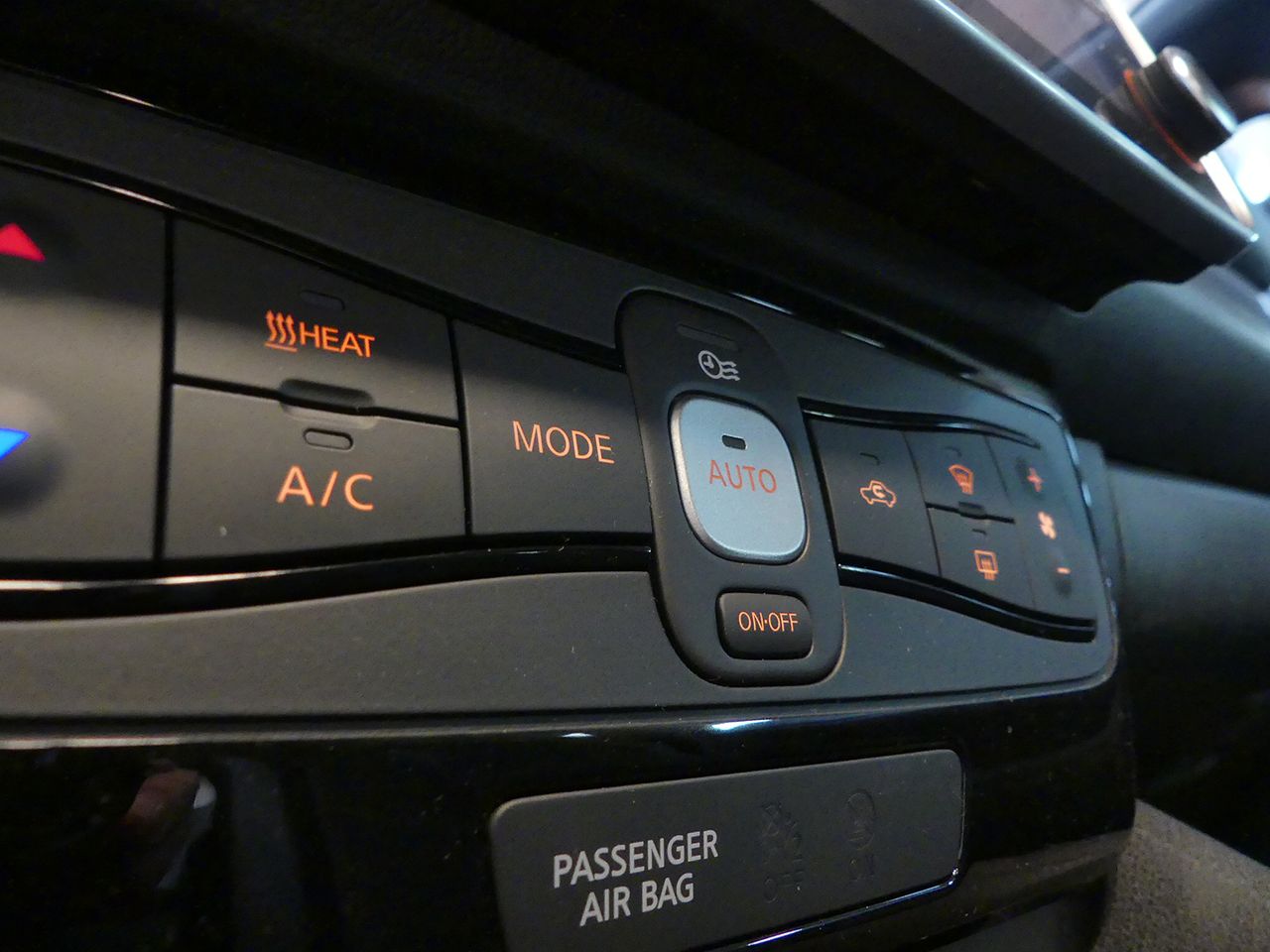 Nissan Leaf 150PS TEKNA 40KWH PROPILOT 150 5P - foto 30