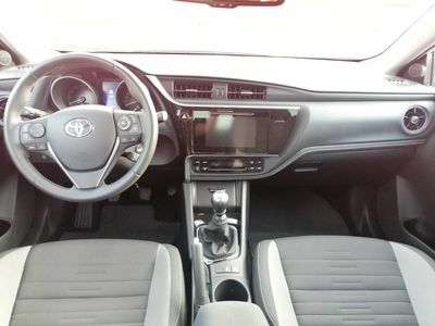 Toyota Auris 1.2T 85KW ACTIVE 5P