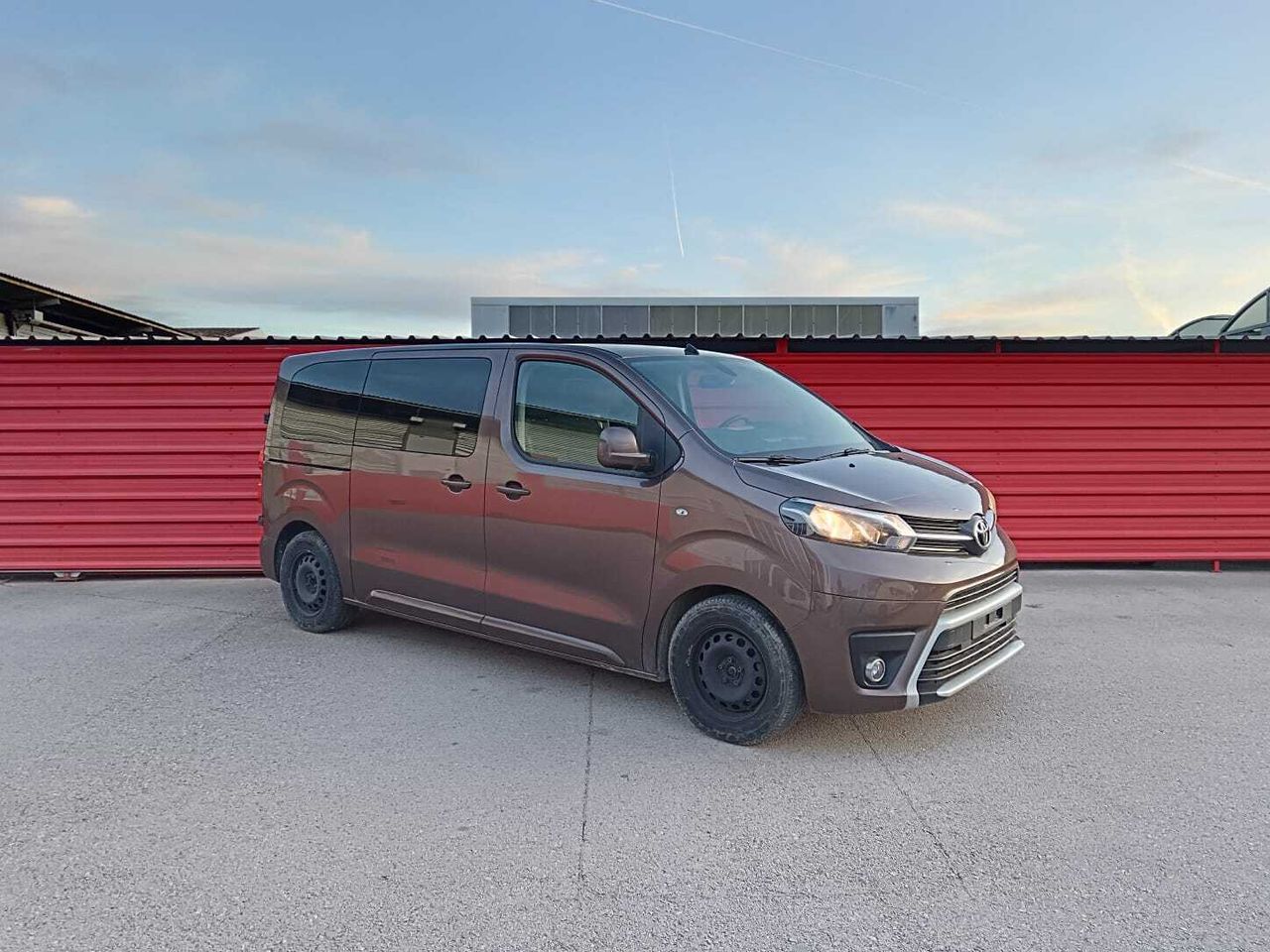Foto toyota proace verso 2022 /