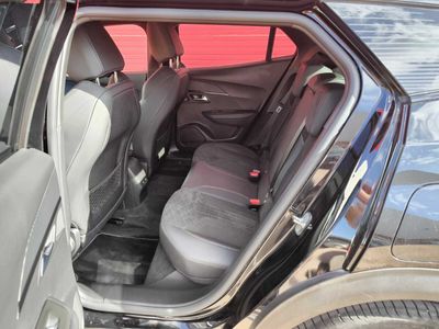 Peugeot 2008 BEV GT PACK 100KW 5P