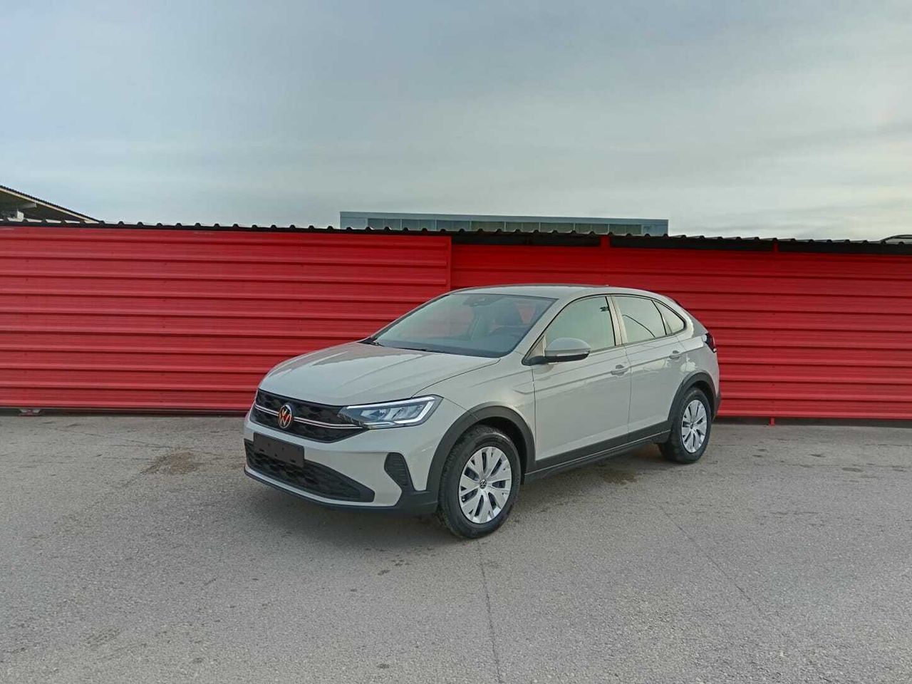 Hyundai kona electrica remolque  de segunda mano - volkswagen taigo 2023 /