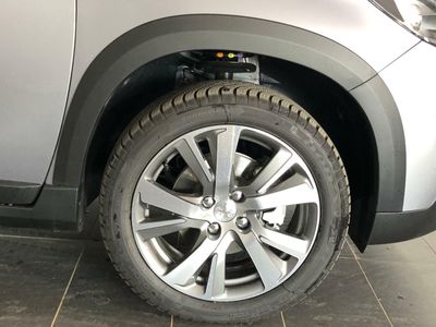 Peugeot 2008 1.2 PURETECH 130 cv ALLURE 5P