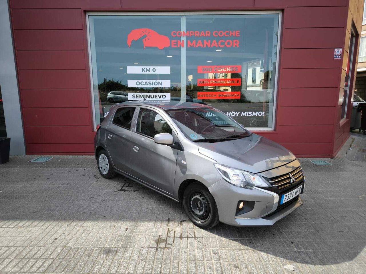 Foto mitsubishi space star 2023 /