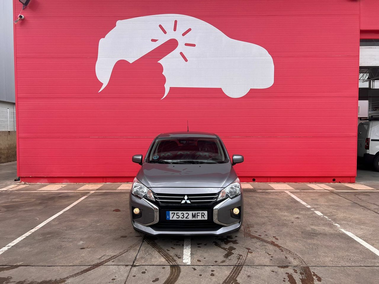 mitsubishi space star 2023 / foto grande (2)
