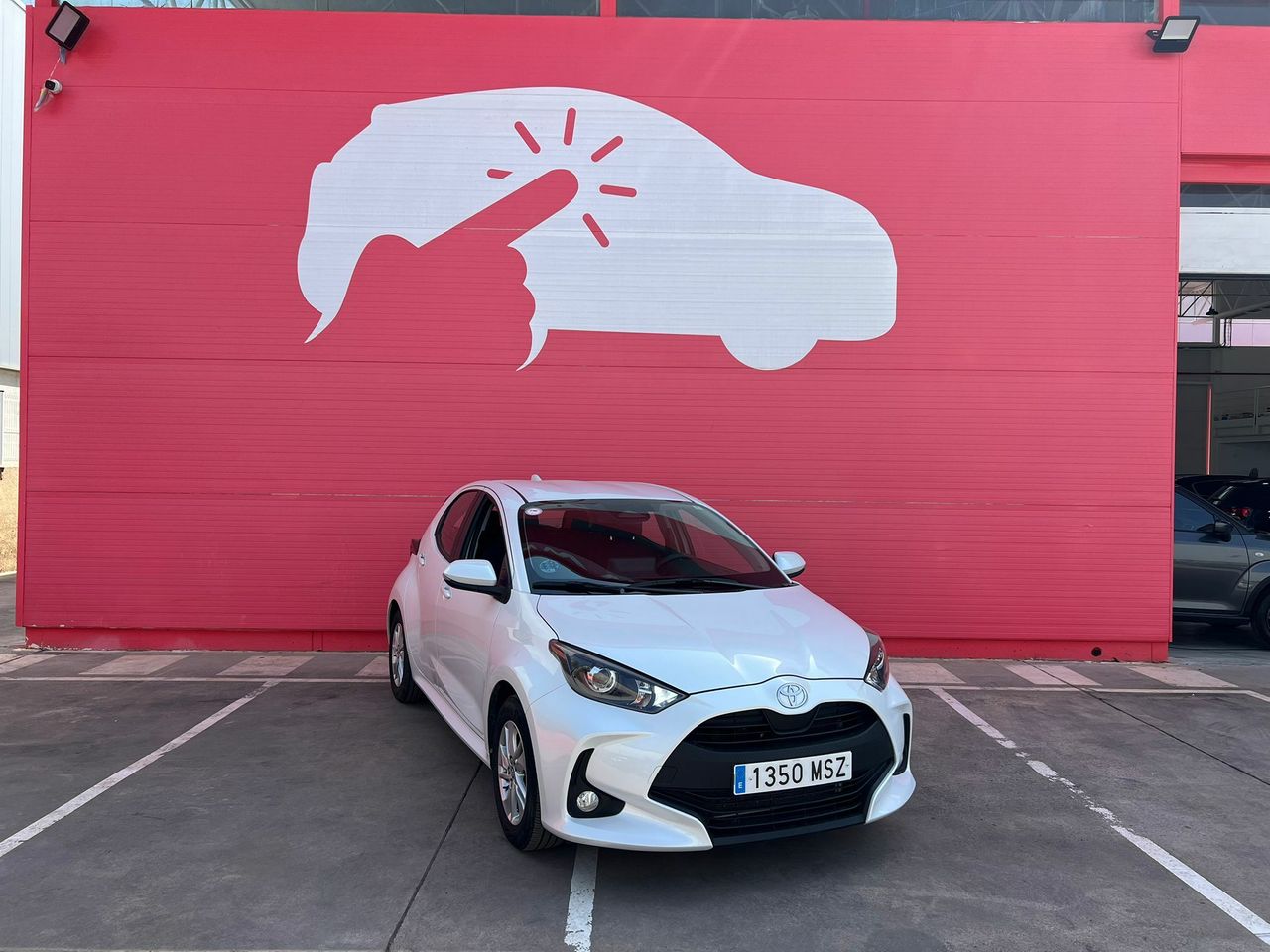 toyota yaris 2024 /