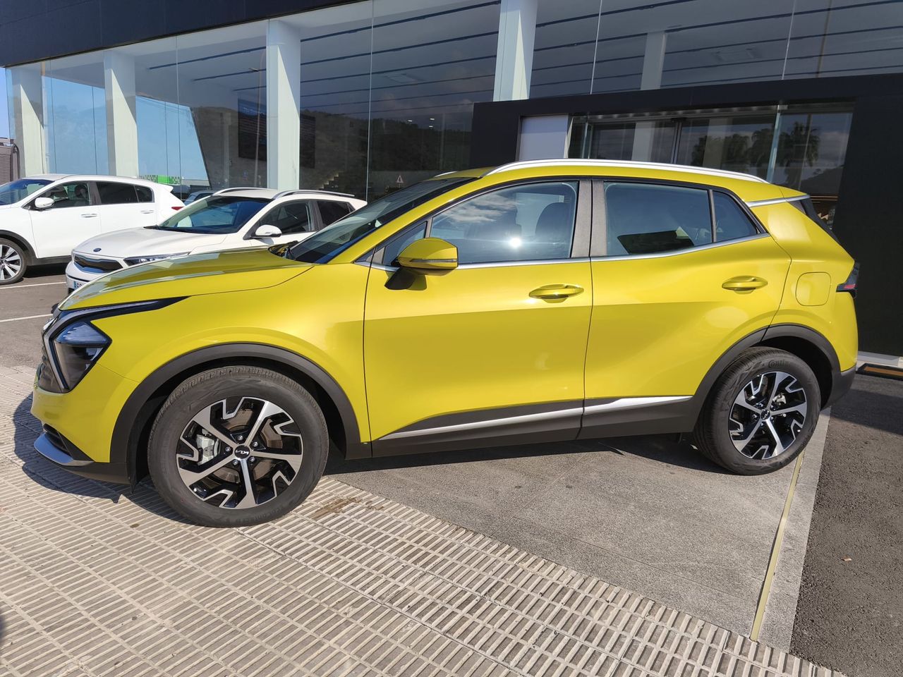 kia sportage 2024 / foto grande (2)