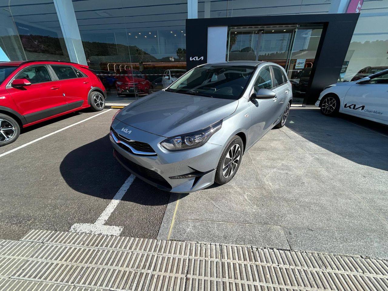 kia ceed 2025 / foto grande (2)