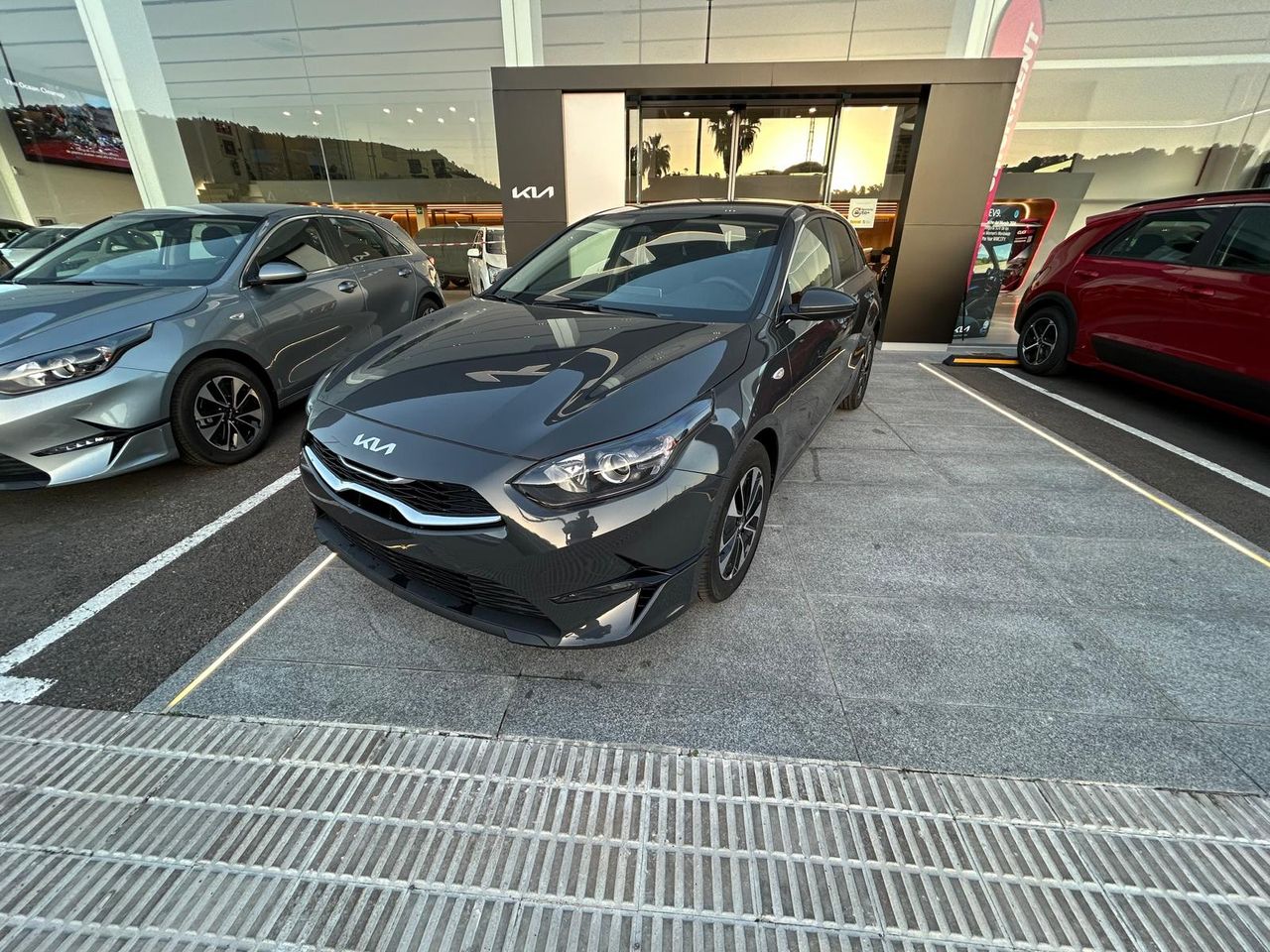 Foto kia ceed 2025 /