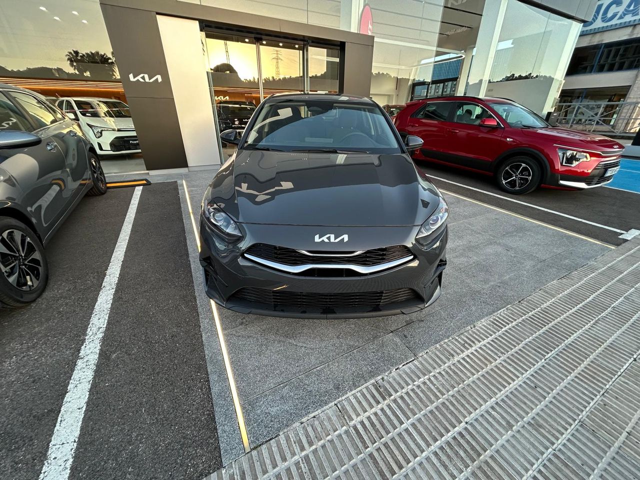 kia ceed 2025 / foto grande (2)