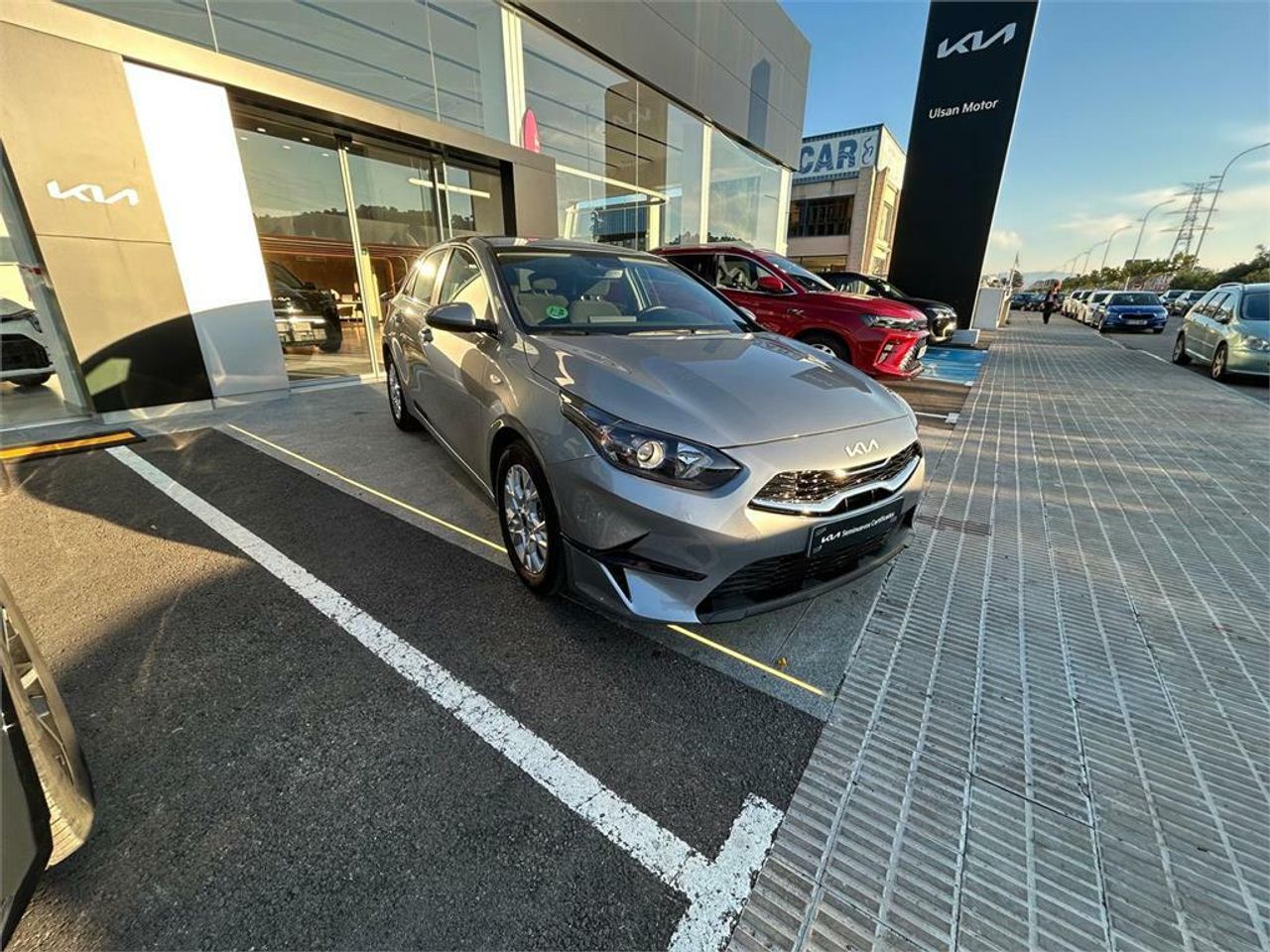 kia ceed 2024 / foto grande (2)