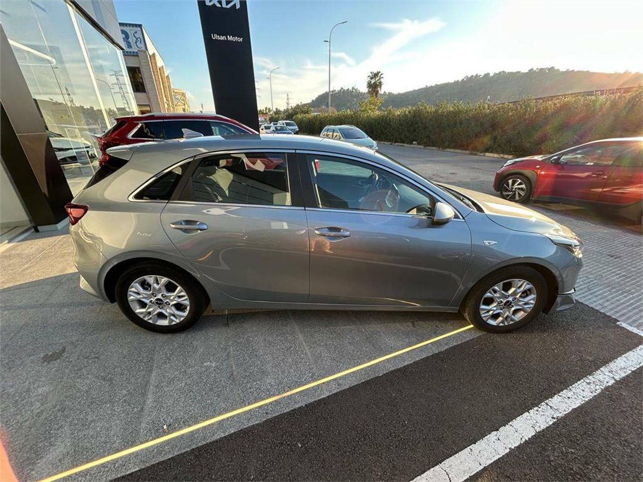 kia ceed 2024 / foto grande (2)