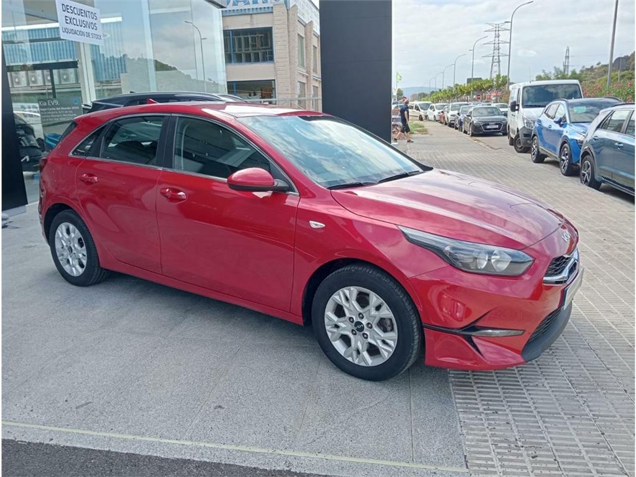 kia ceed 2023 / foto grande (2)