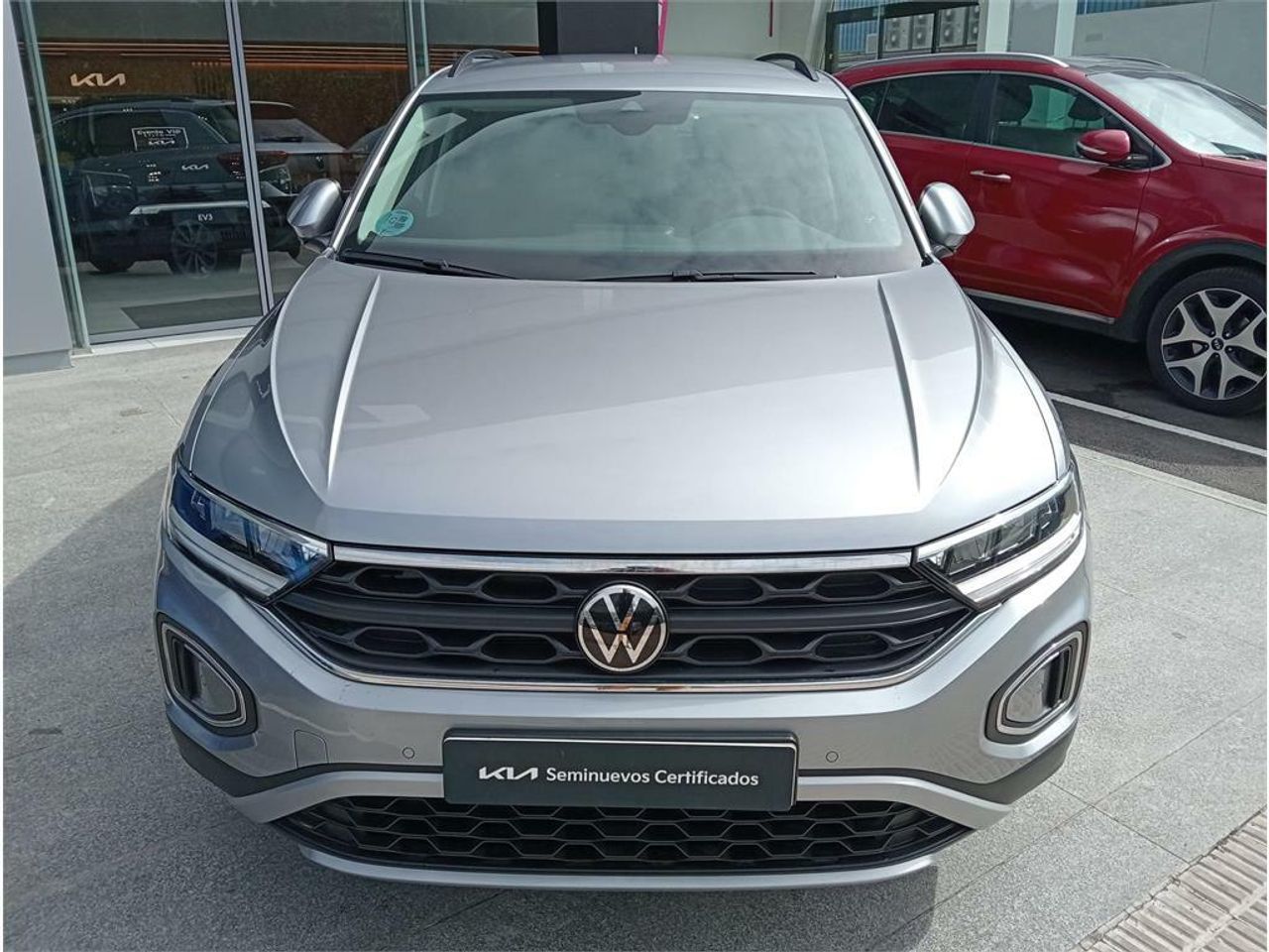 volkswagen t-roc 2023 / foto grande (2)