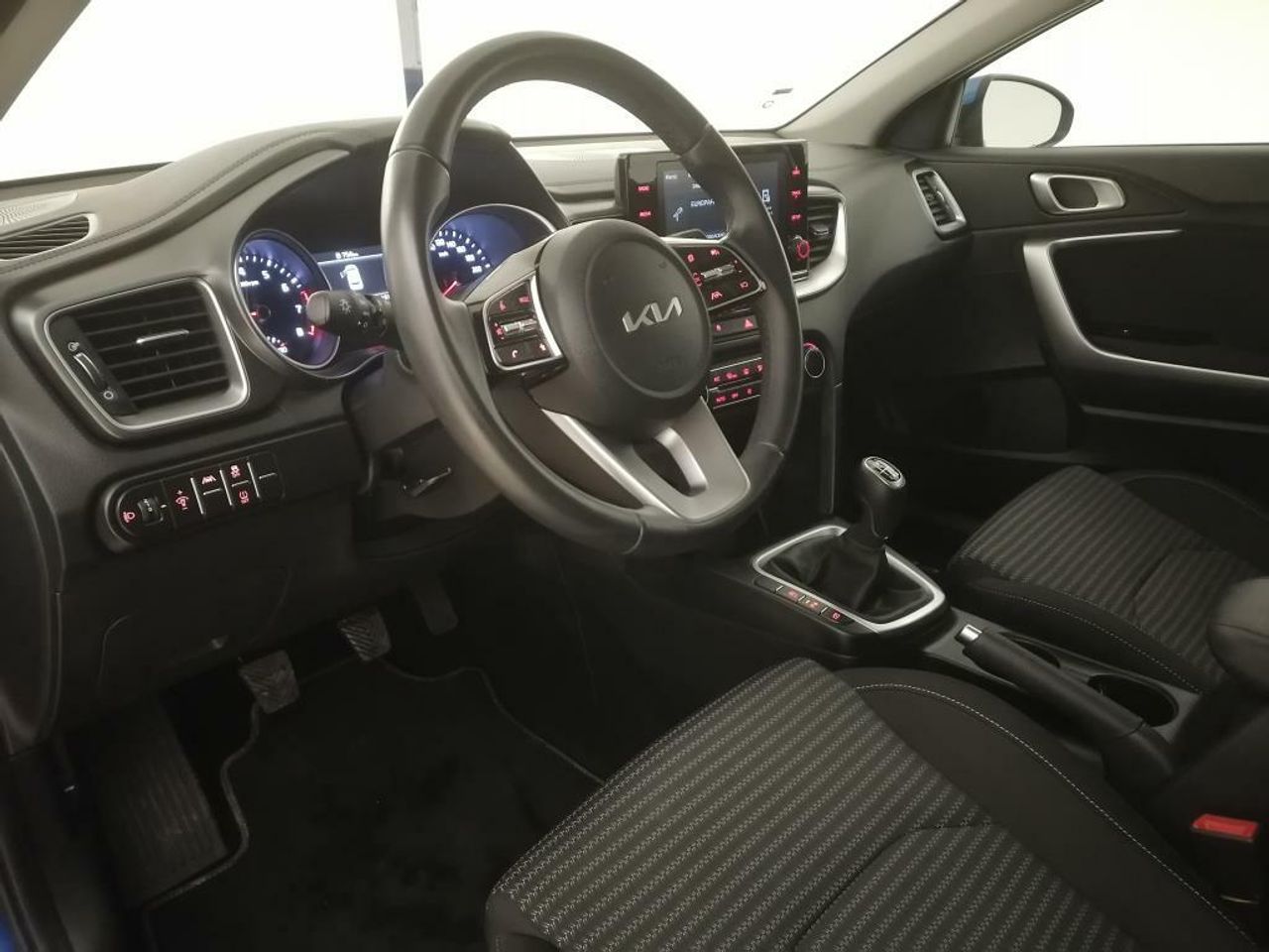 kia ceed 2024 / foto grande (3)