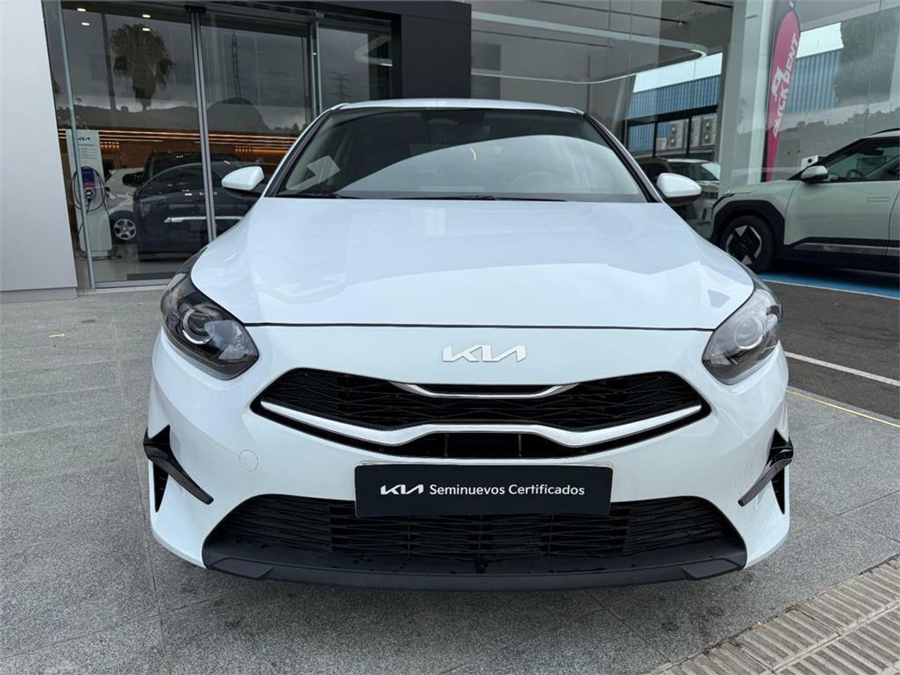 kia ceed 2024 / foto grande (2)