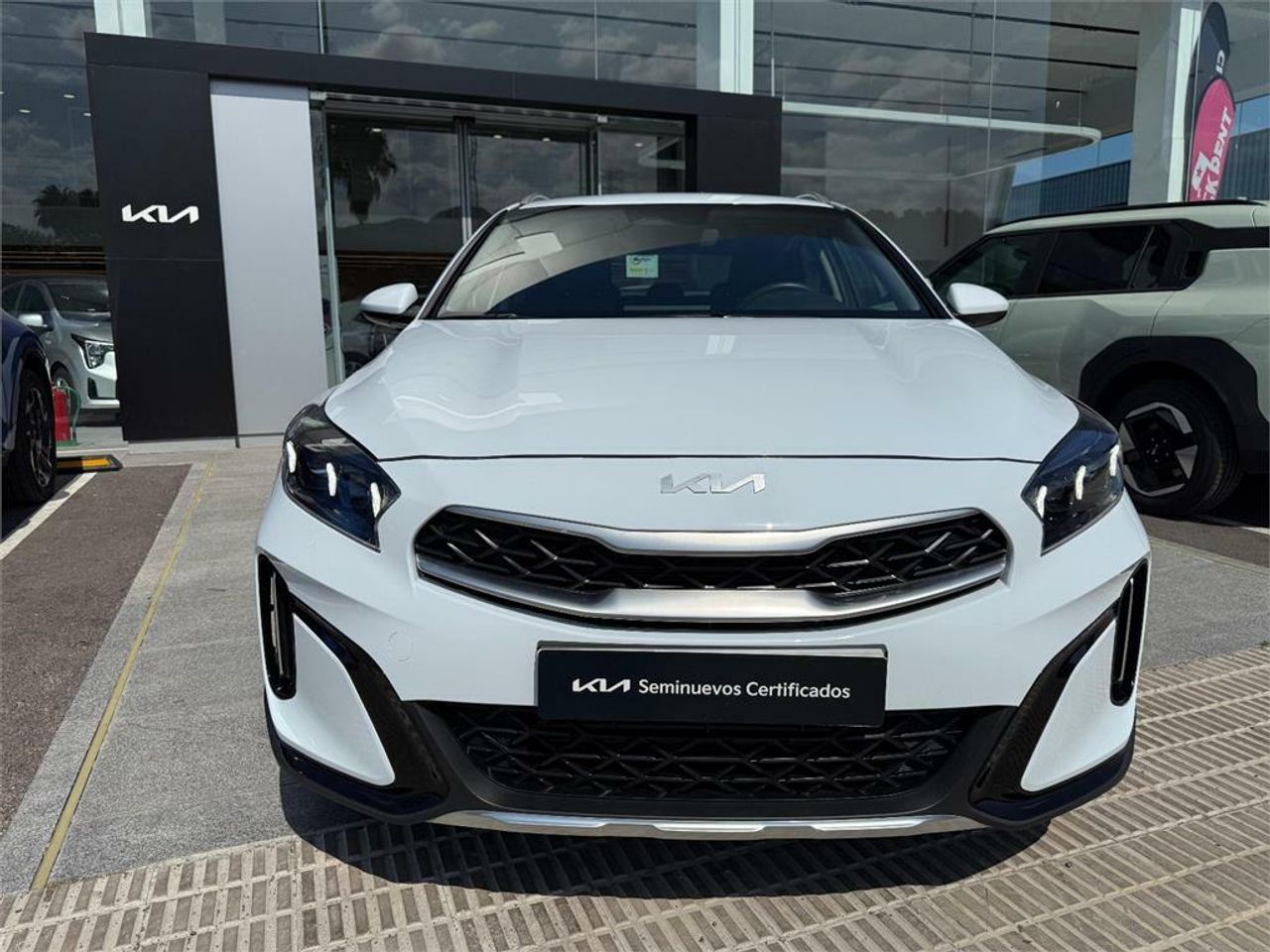 kia xceed 2024 / foto grande (2)