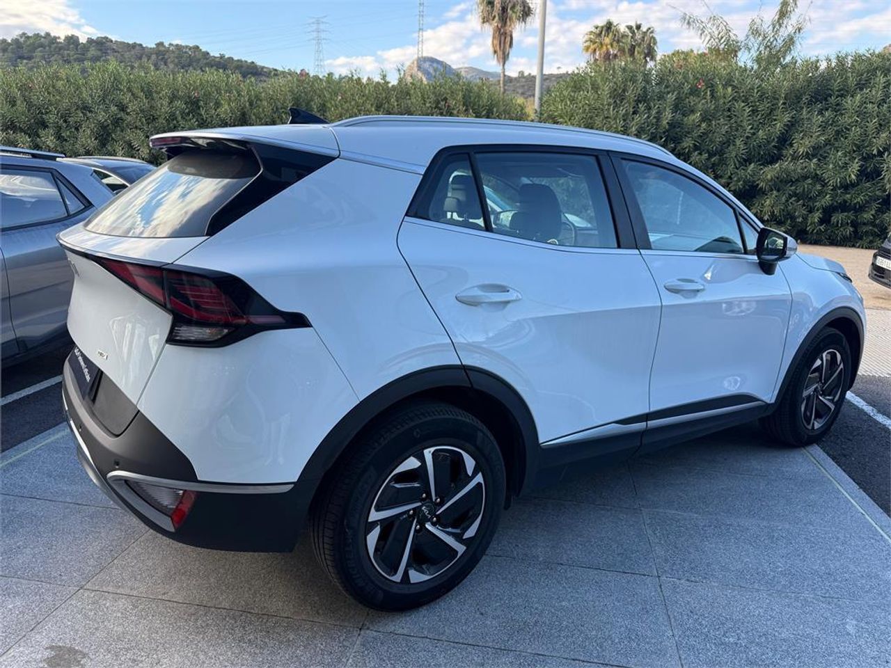 bg