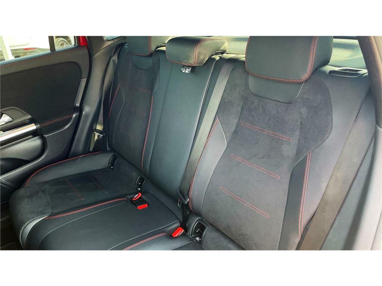 Mercedes GLA GLA 250e - foto 14