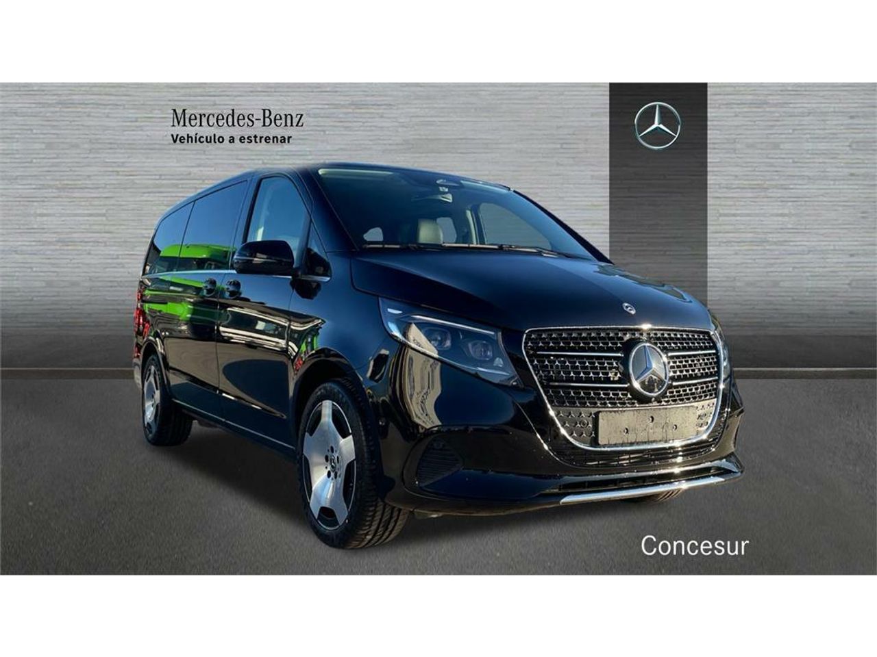 mercedes clase v 2024 / foto grande (3)