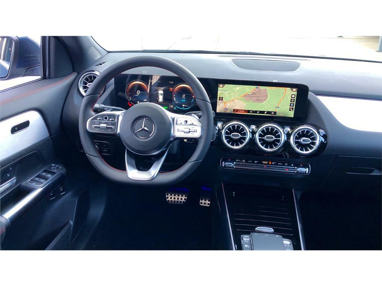 Mercedes GLA GLA 250 e - foto 17